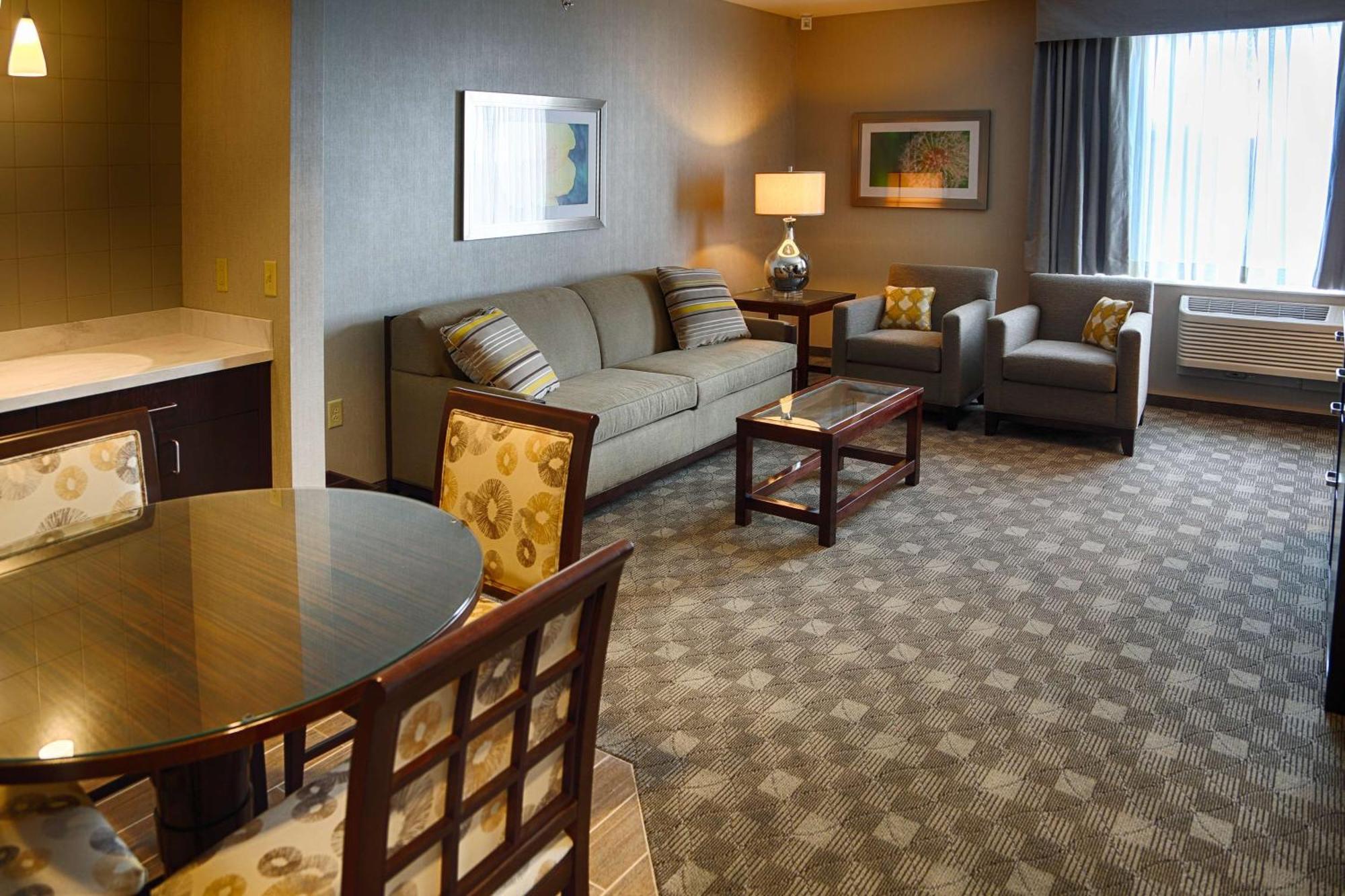 Doubletree By Hilton Hotel