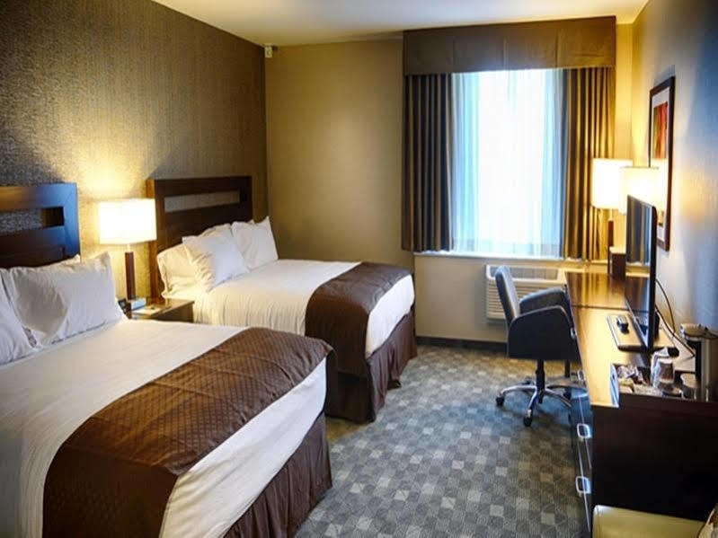 Doubletree By Hilton Lawrenceburg