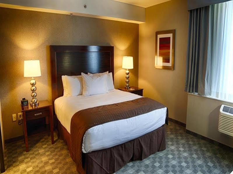 Doubletree By Hilton